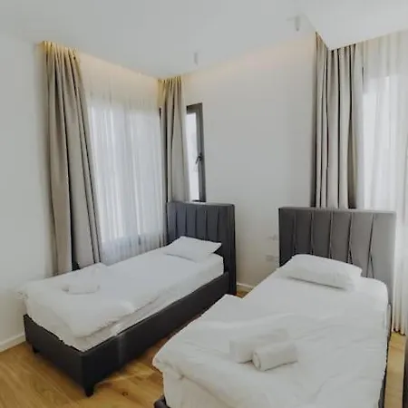 Διαμέρισμα Modern Beachfront Getaway *