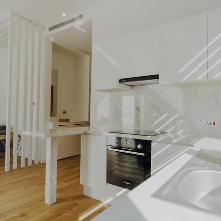 Modern Beachfront Getaway Διαμέρισμα Αμμόχωστος
