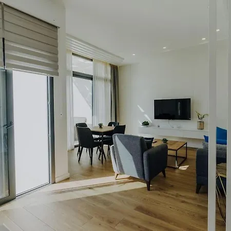 Διαμέρισμα Modern Beachfront Getaway Αμμόχωστος